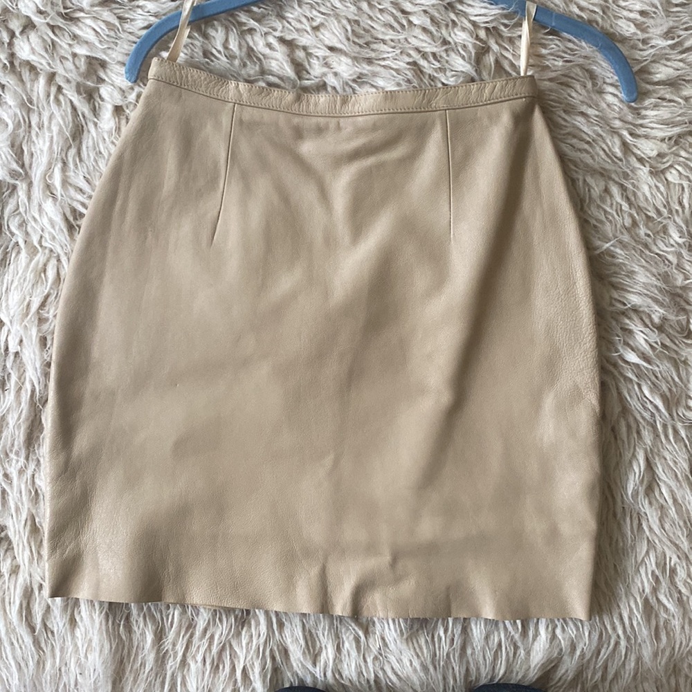 Wilson’s cream real leather mini skirt